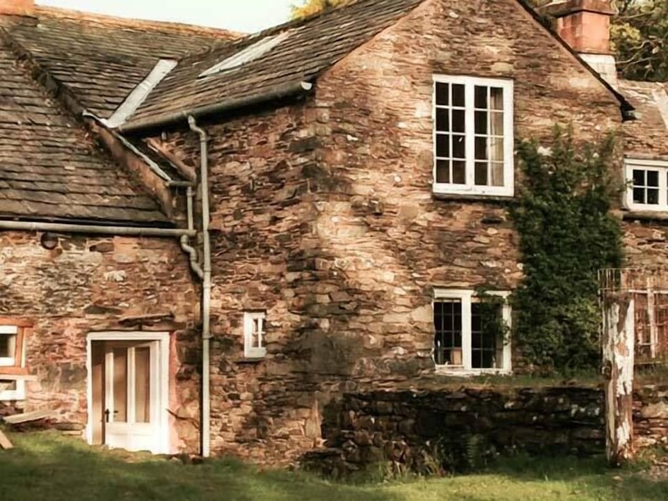 Cottage | Interior