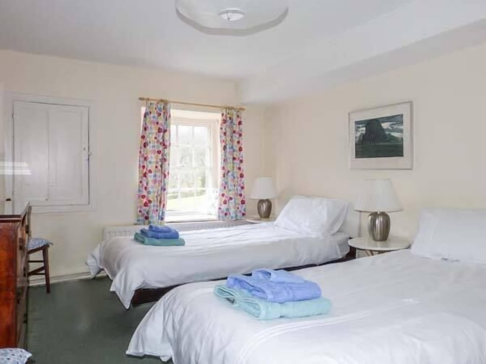 Townhead Farmhouse Cottage in England