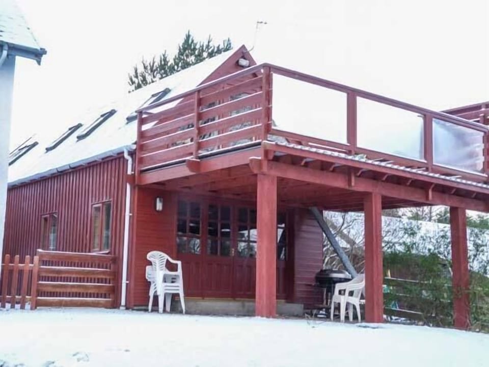 Cottage | Interior