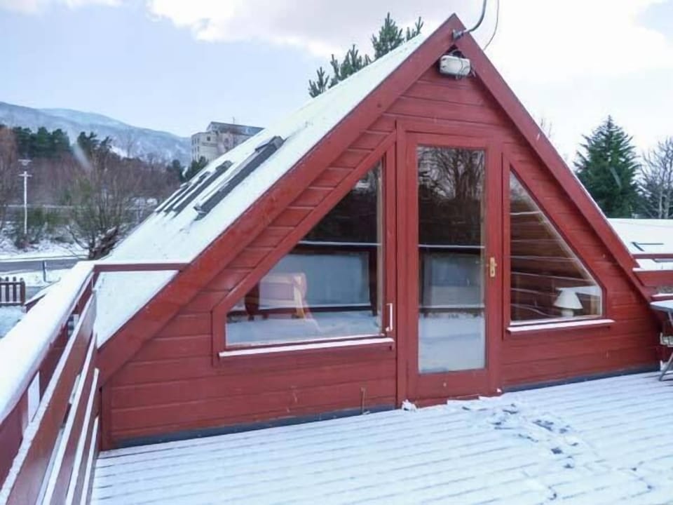 Cottage | Interior