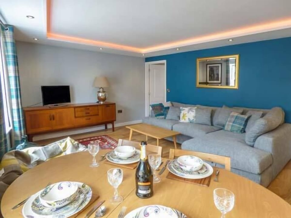 Cottage | Living room | TV, DVD player