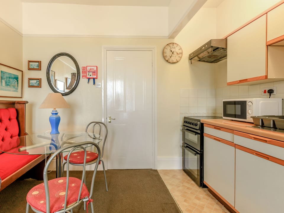 Cottage | Interior