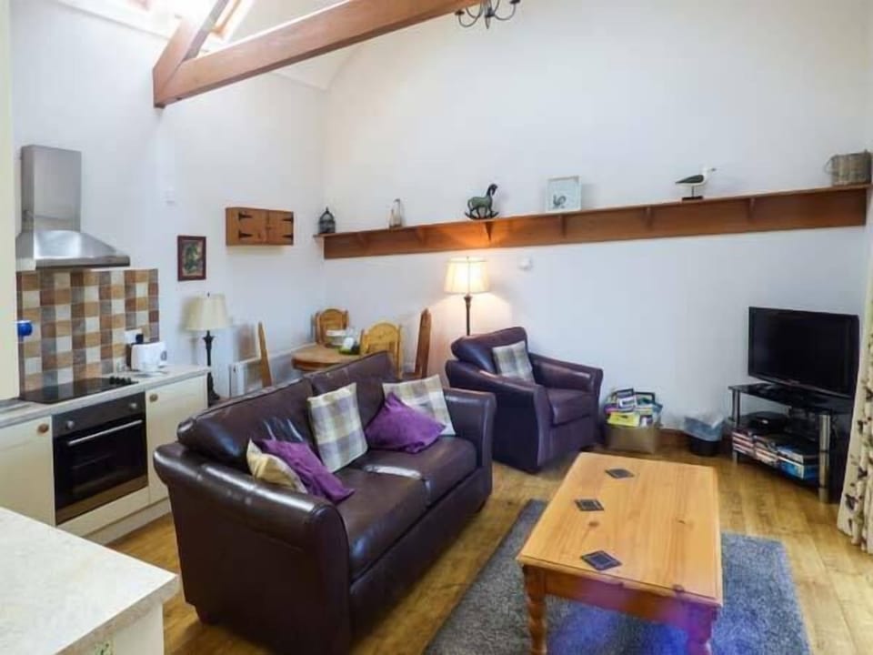 Cottage | Living room | TV