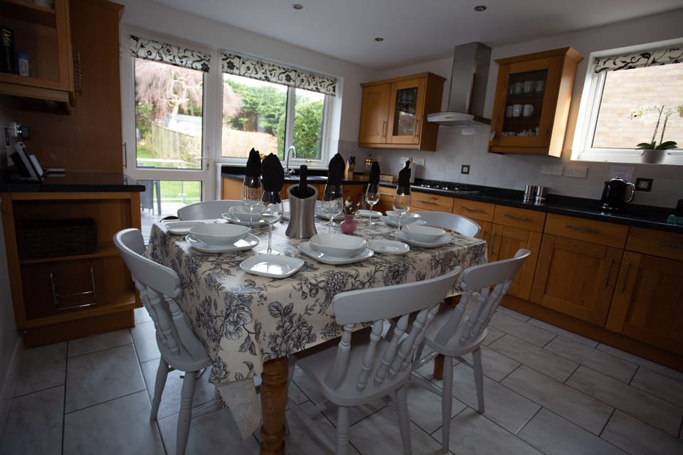 Cottage | Interior