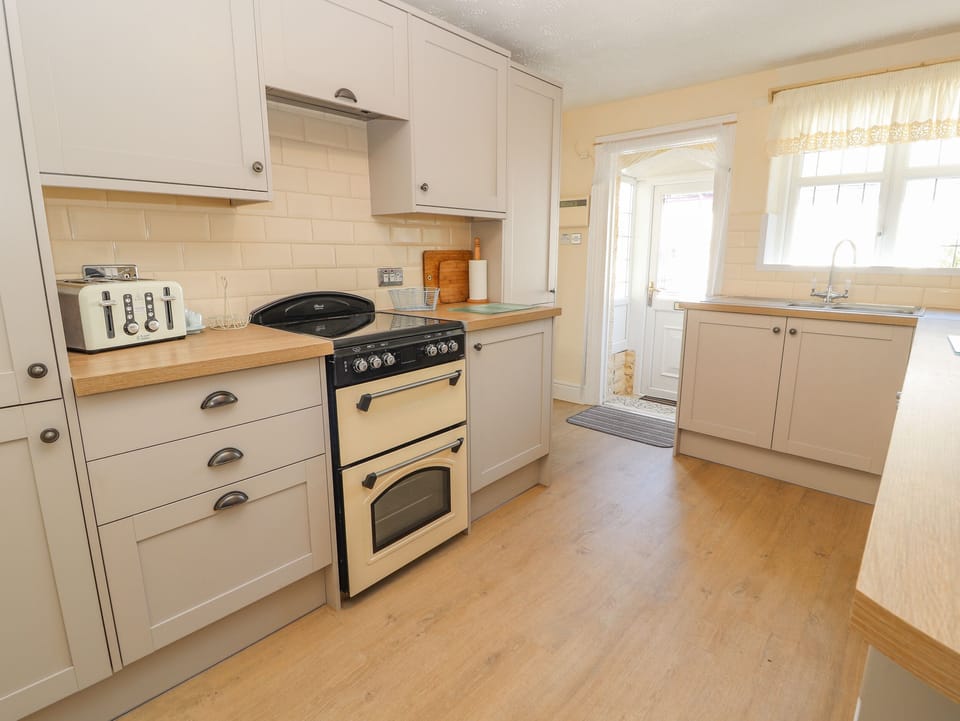 Cottage | Interior