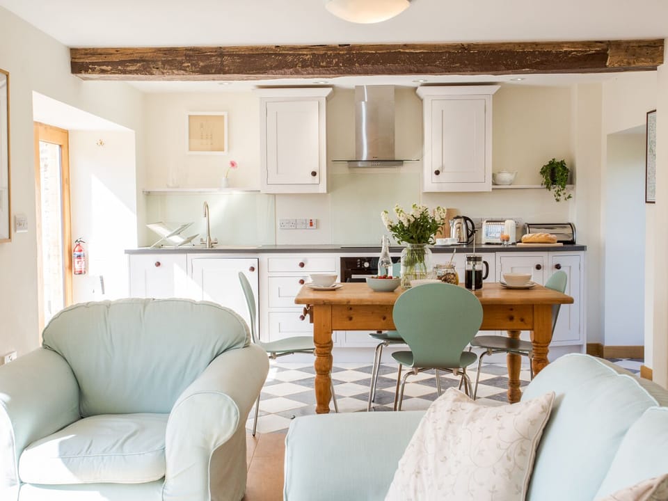 Cottage | Interior