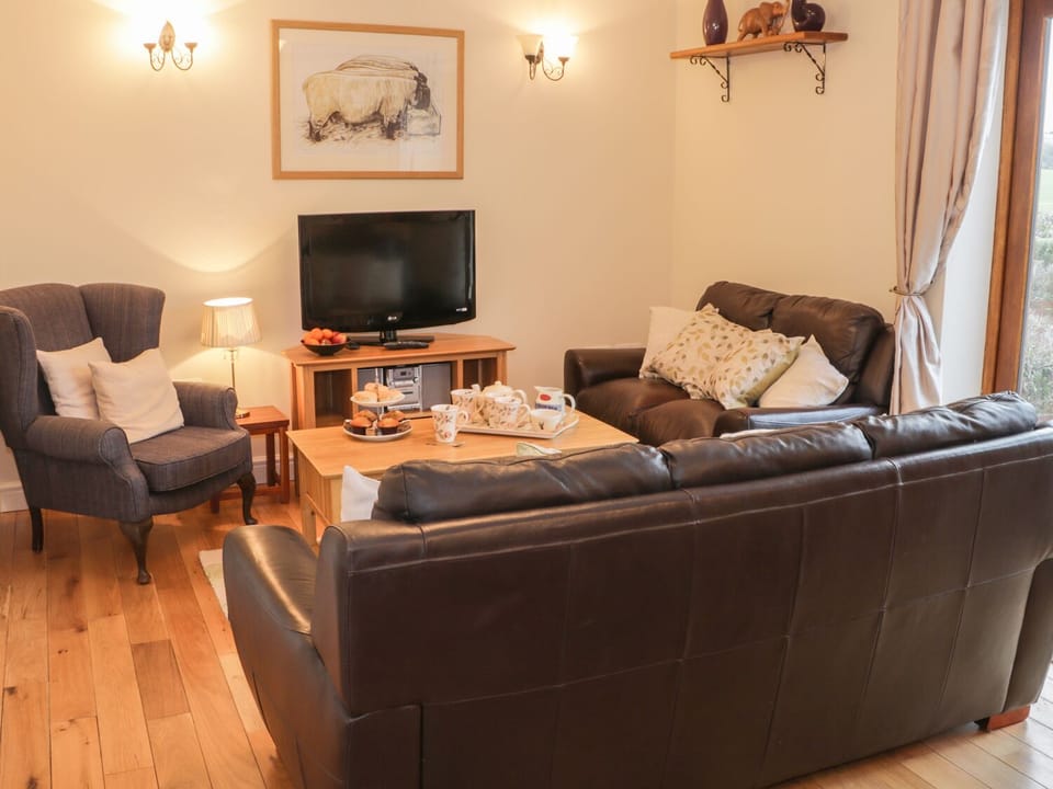 Cottage | Interior