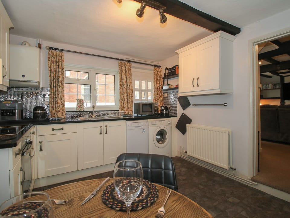 Cottage | Interior