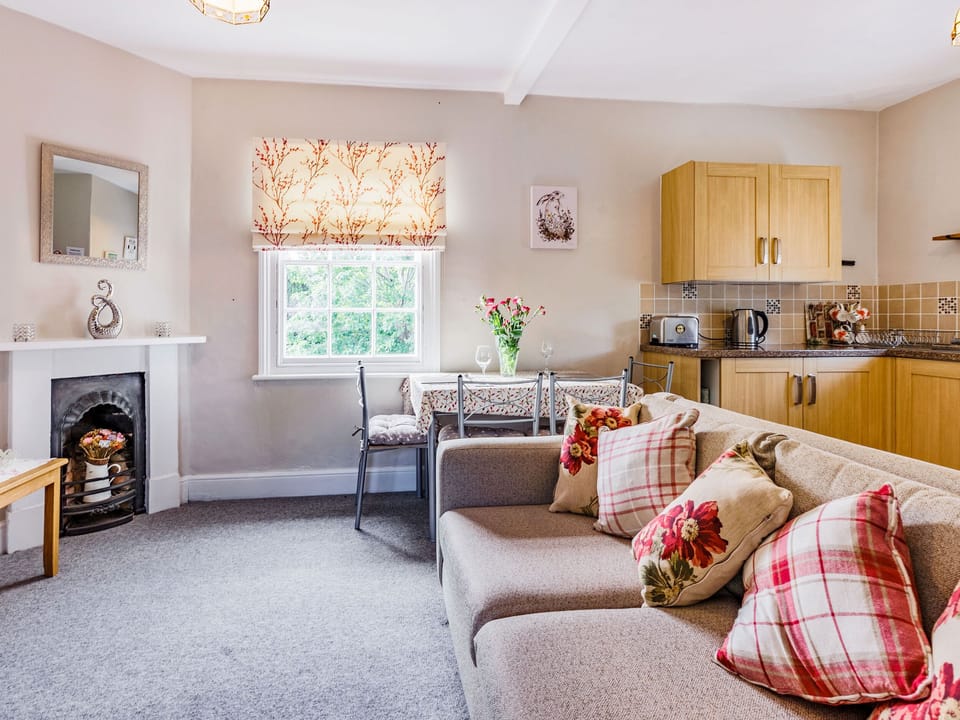Cottage | Interior