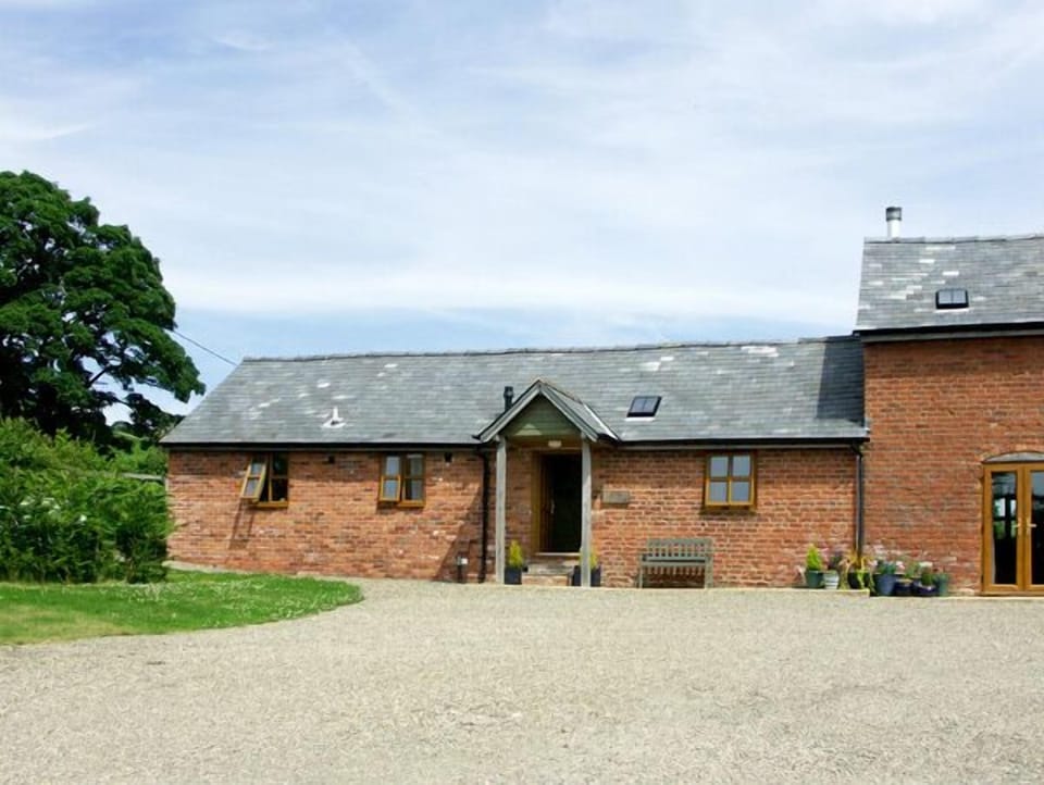 Cottage | Front of property