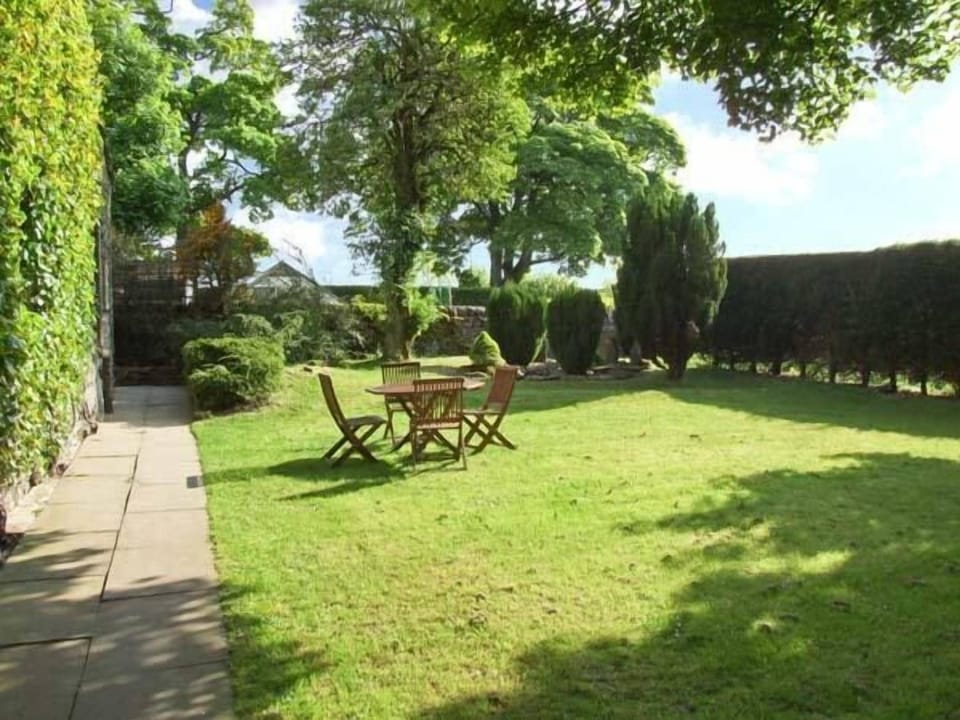 Cottage | Property grounds