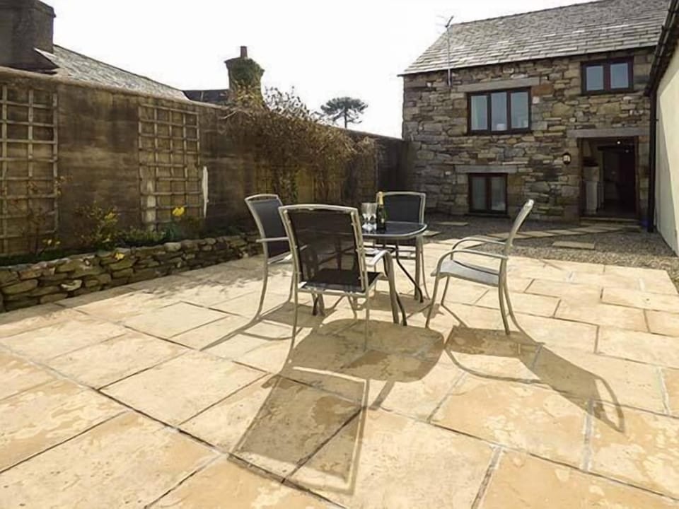 Cottage | Interior