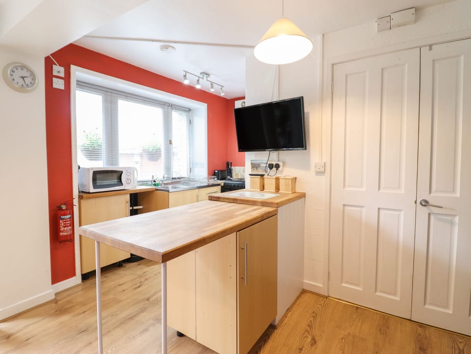 Cottage | Interior