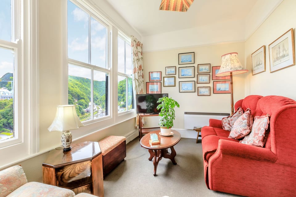 Cottage | Living room