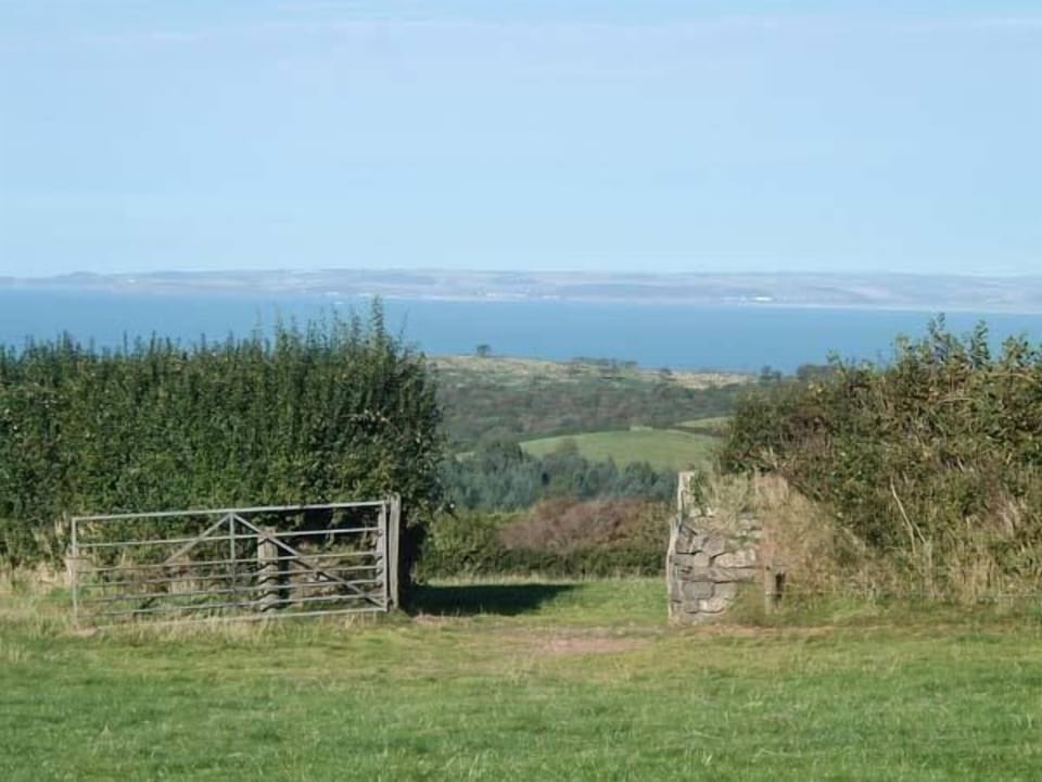 Cottage | Property grounds