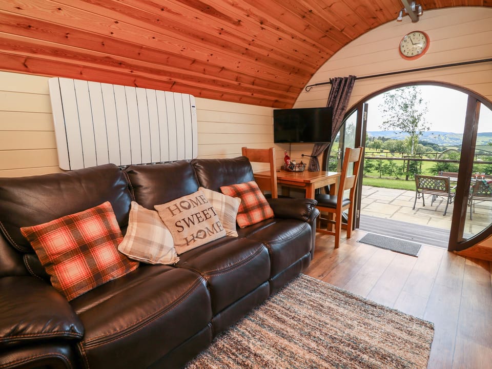 Cottage | Interior