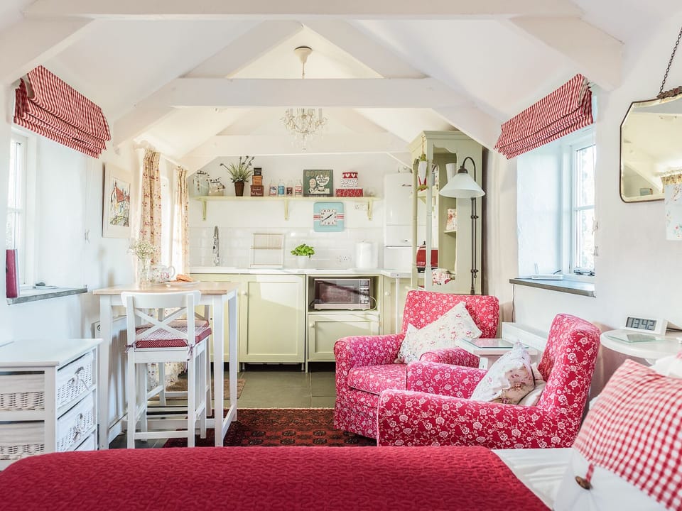 Cottage | Interior