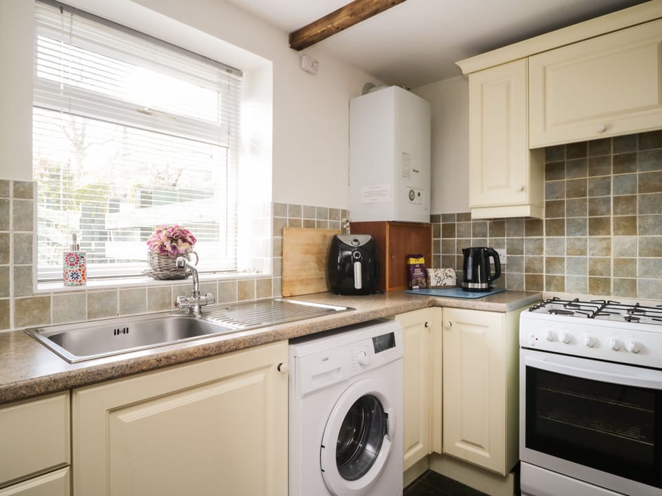 Cottage | Interior