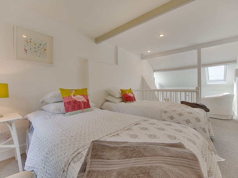 Cottage | 2 bedrooms, individually decorated, individually furnished, free WiFi