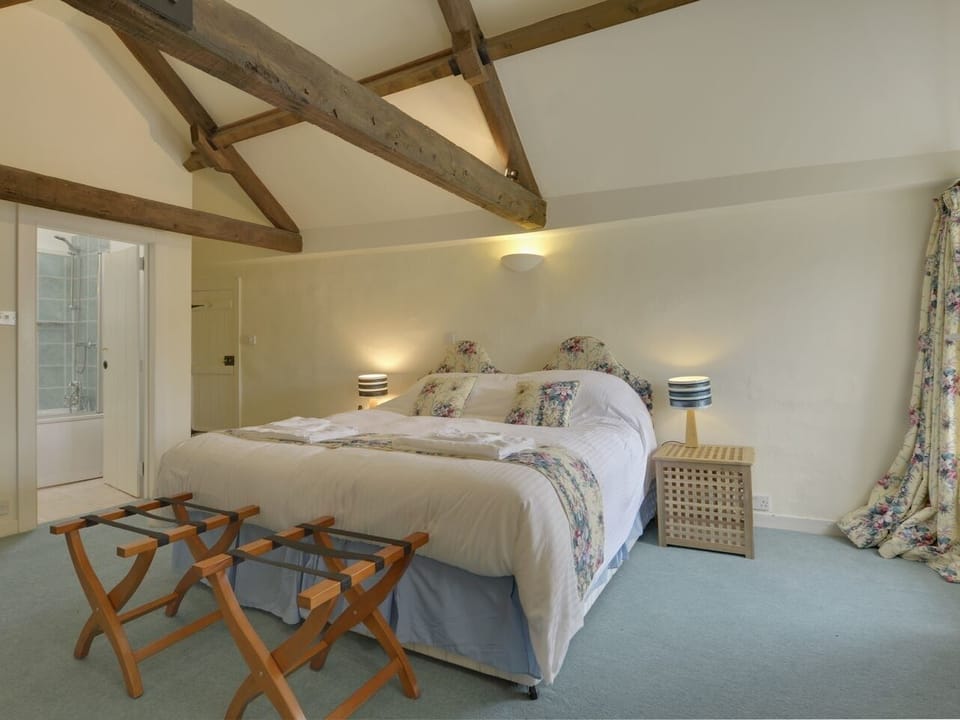 Abbots Manor Cottage in East Devon District