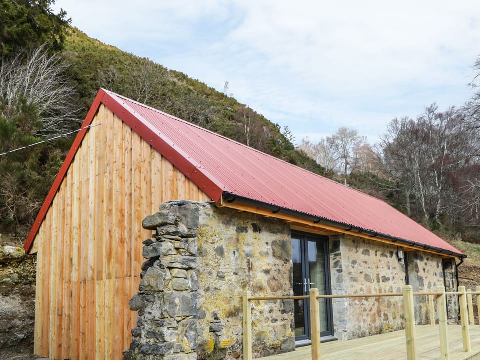 East Craigdhu Cow Byre Cottage in Scotland
