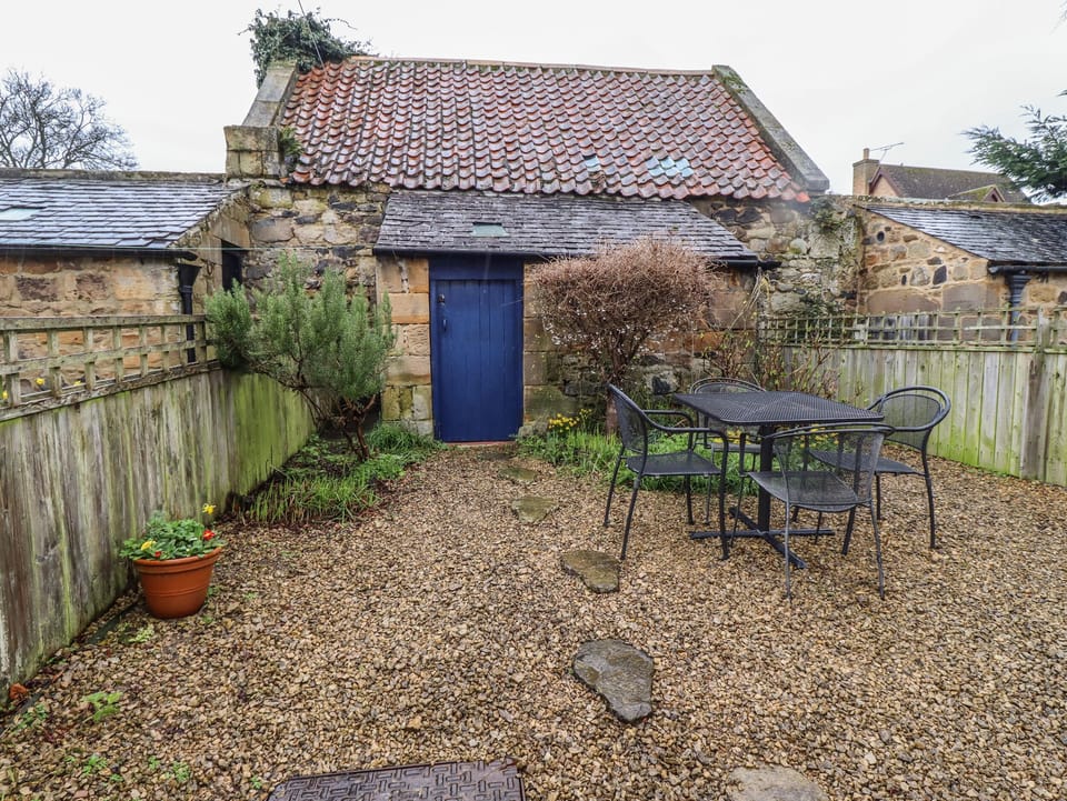 Cottage | Outdoor dining