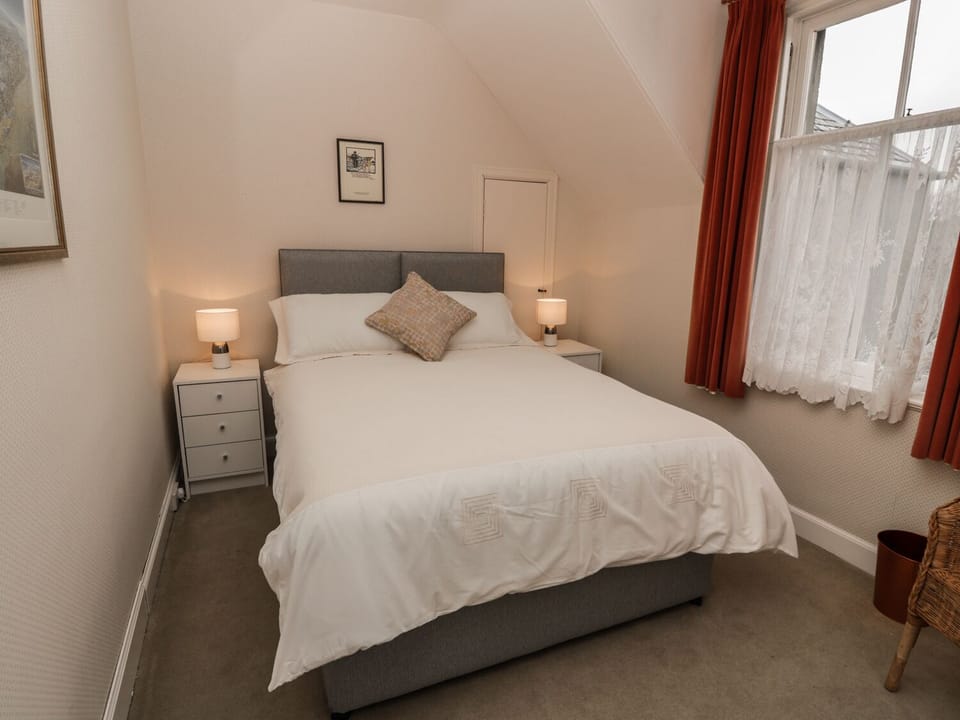 27-29 St. Marys Place Cottage in Kirkcudbright