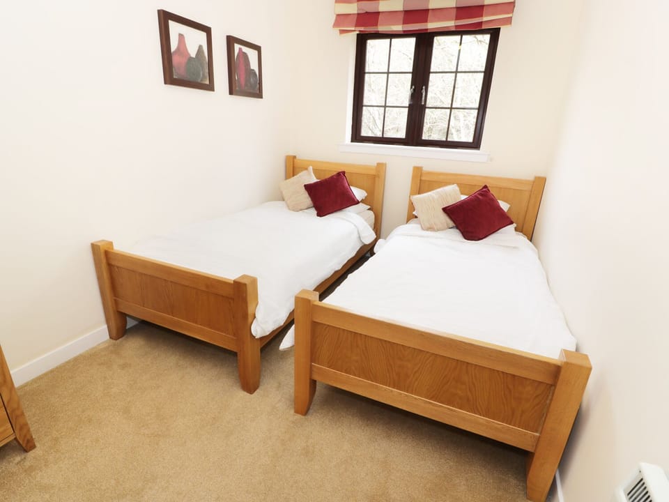 Cottage | 3 bedrooms, individually decorated, individually furnished, free WiFi