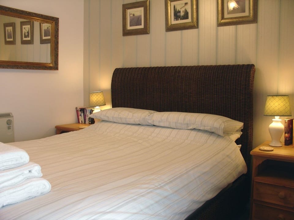 Cottage | Interior