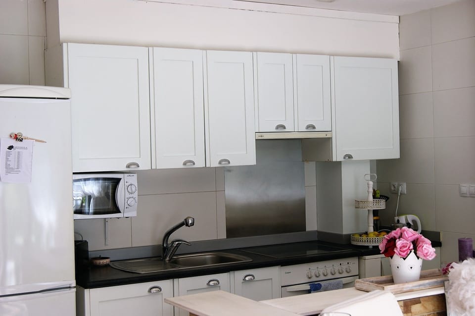 Apartment, 1 Bedroom (Capairon ) | Private kitchen | Full-size fridge, microwave, oven, stovetop