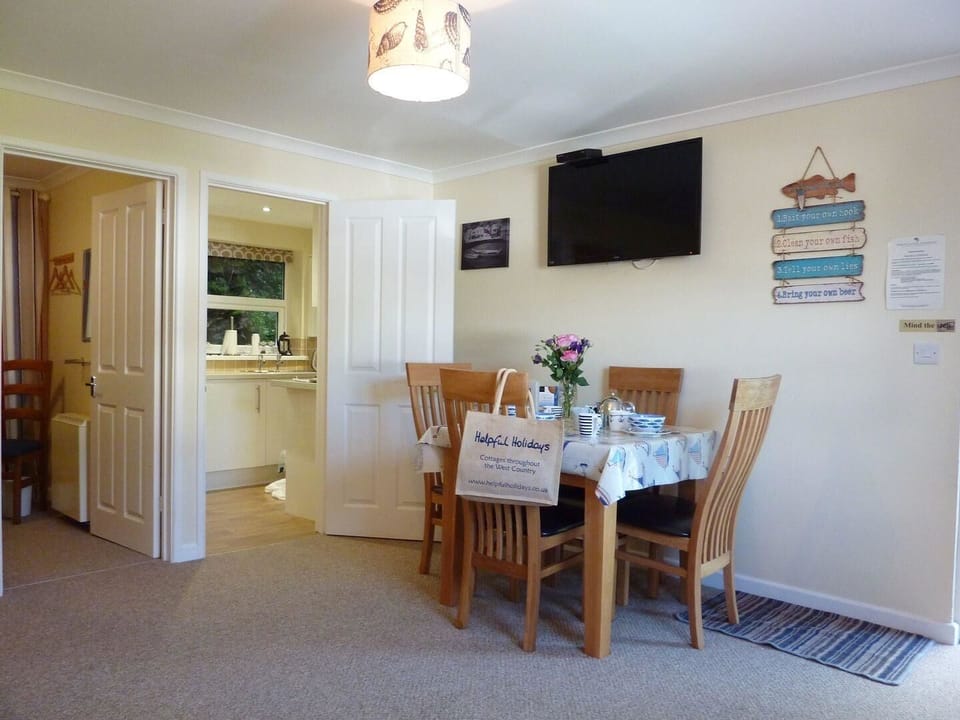 Cottage | Interior