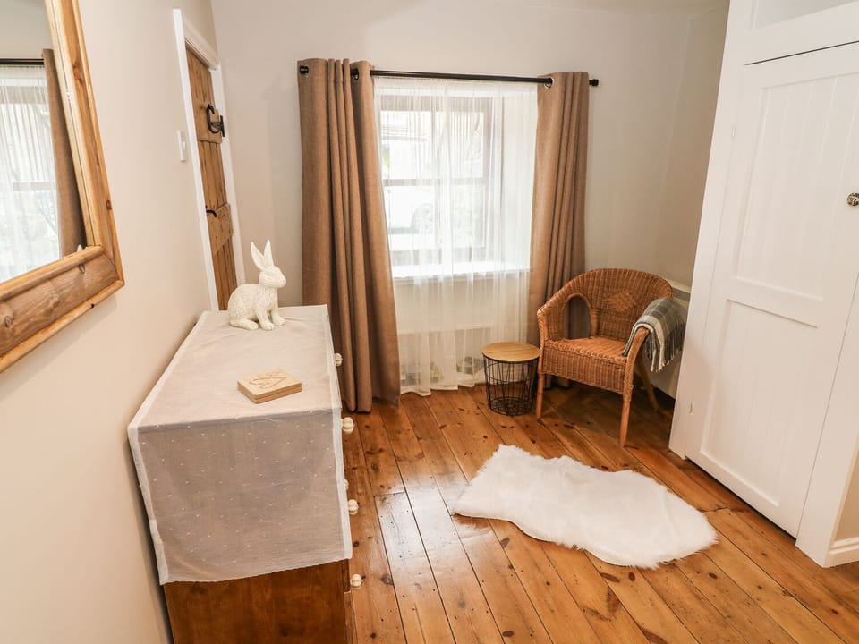 Cottage | Interior