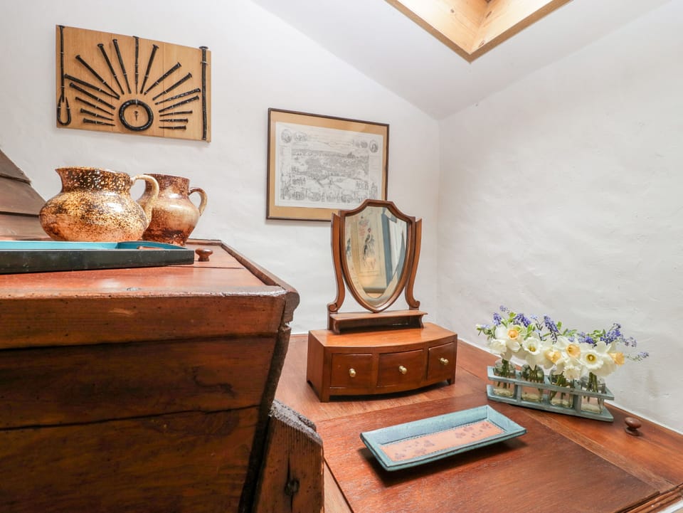 Cottage | Interior