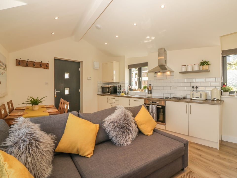 Cottage | Living room | TV