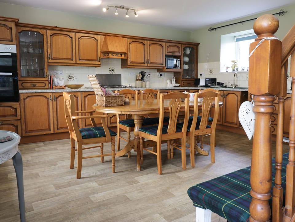 Cottage | Interior