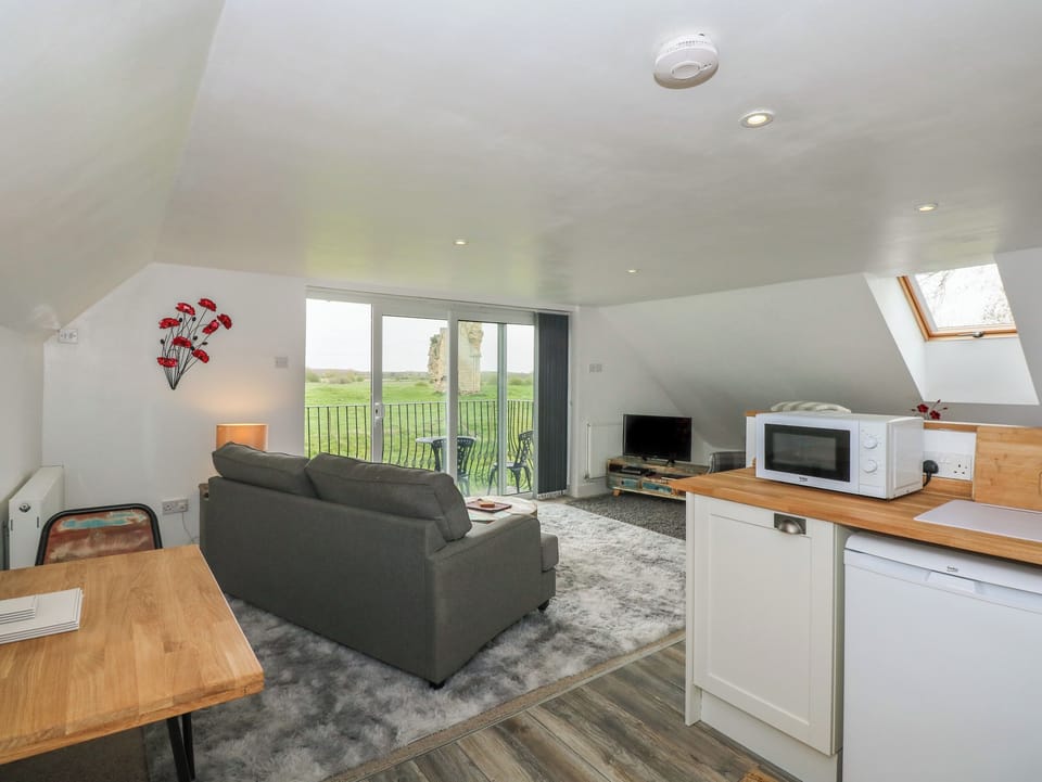 Cottage | Living area | TV, DVD player