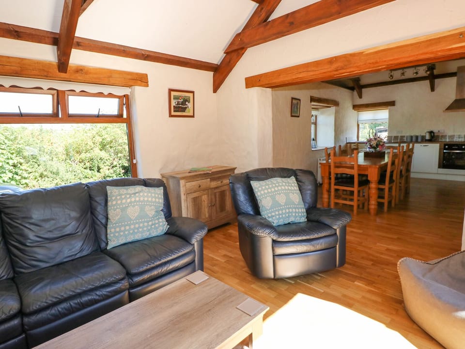 Cottage | Front of property