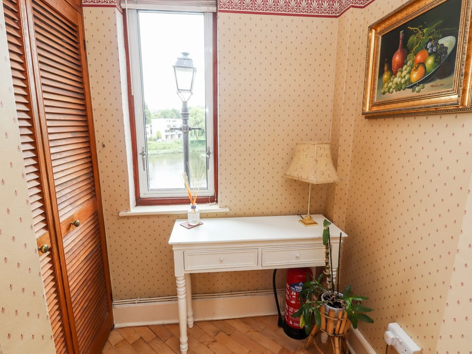 Cottage | 3 bedrooms, individually decorated, individually furnished, free WiFi