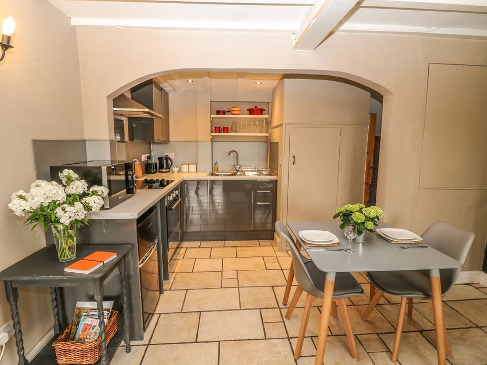 Cottage | Interior