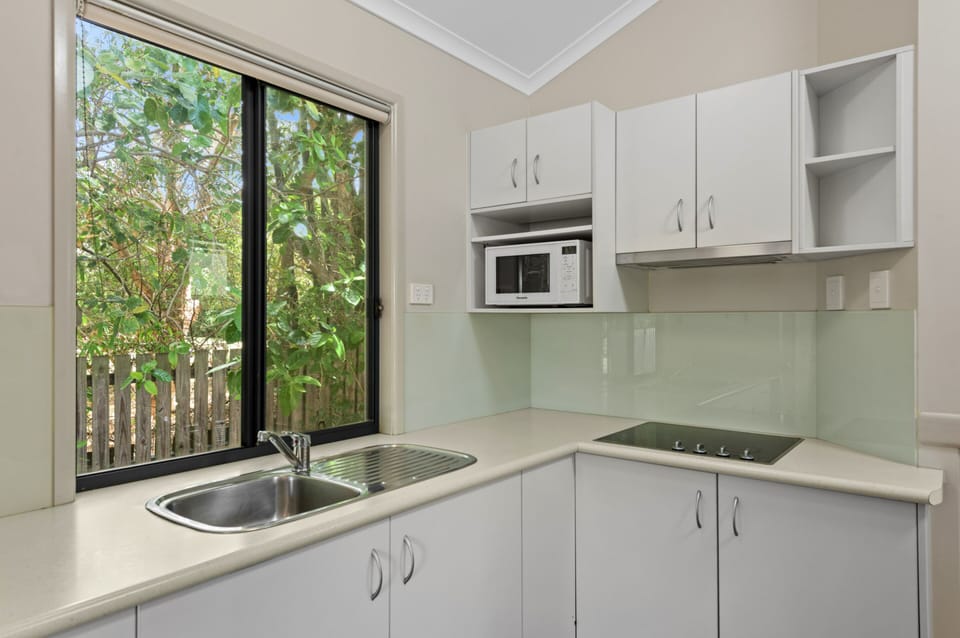 Superior 1 Bedroom Cabin | Private kitchen | Fridge, stovetop, electric kettle, cookware/dishes/utensils