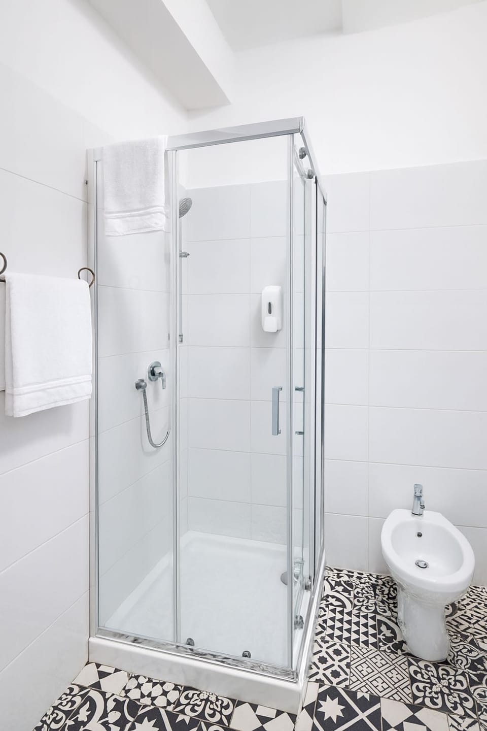 Shower, rainfall showerhead, slippers, bidet