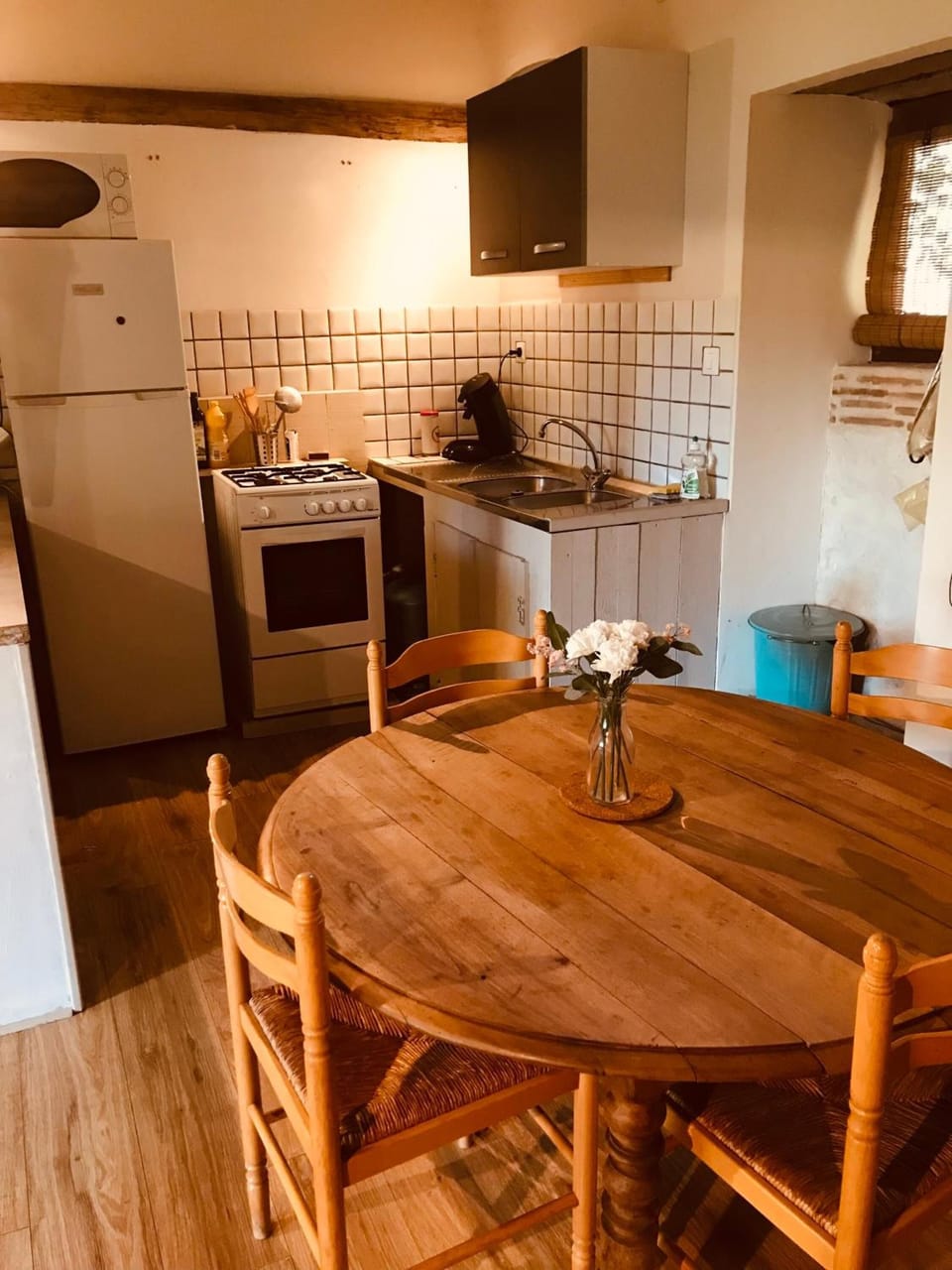 Fridge, coffee/tea maker, cookware/dishes/utensils