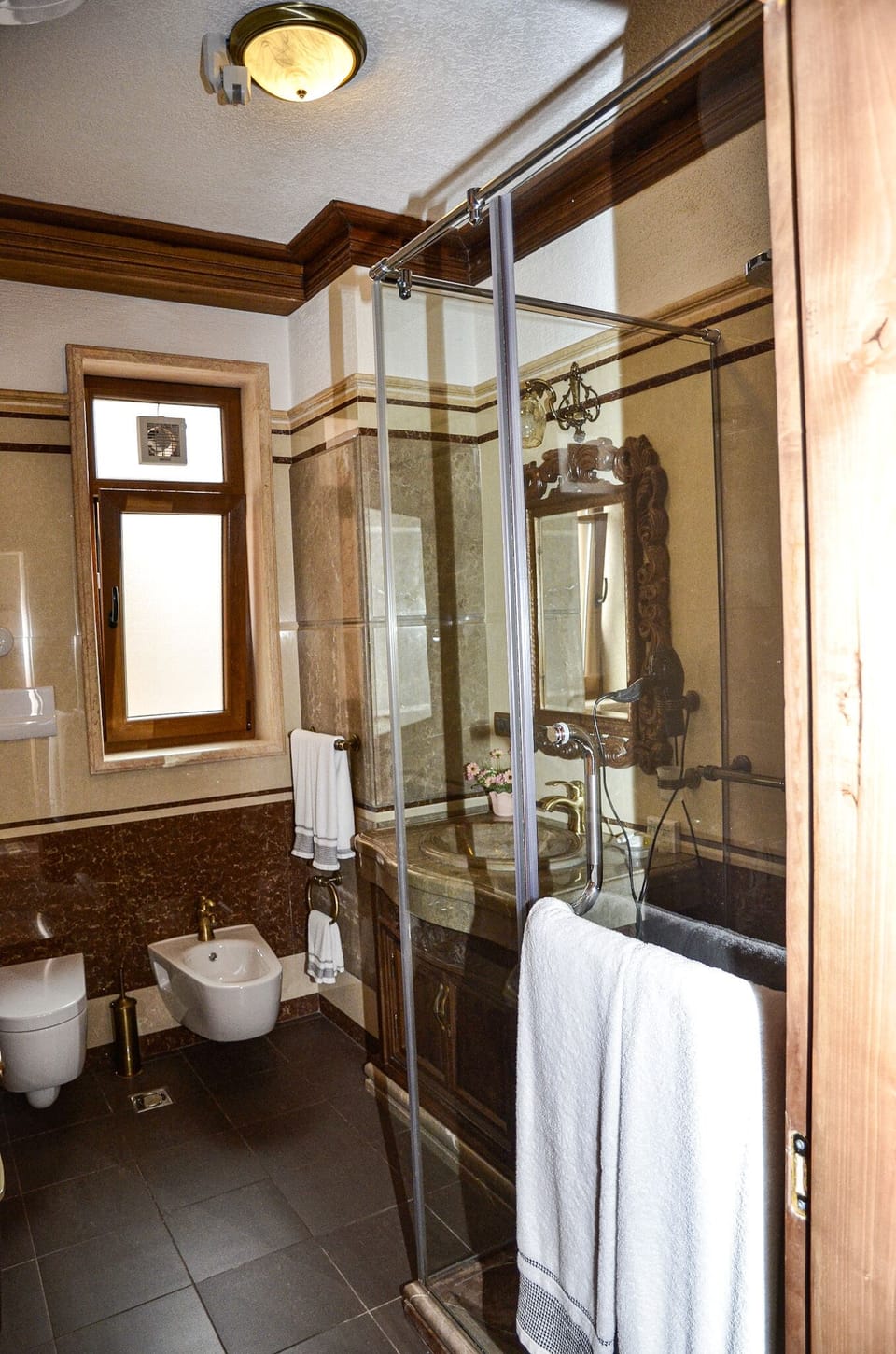 Brilant Antik Hotel Hotel in Tirana