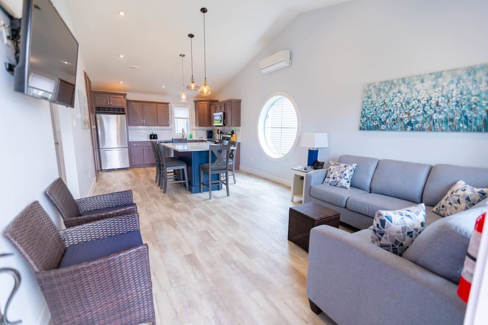 Chalet, 2 Bedrooms, Non Smoking | Living area | 40-inch flat-screen TV with satellite channels, TV