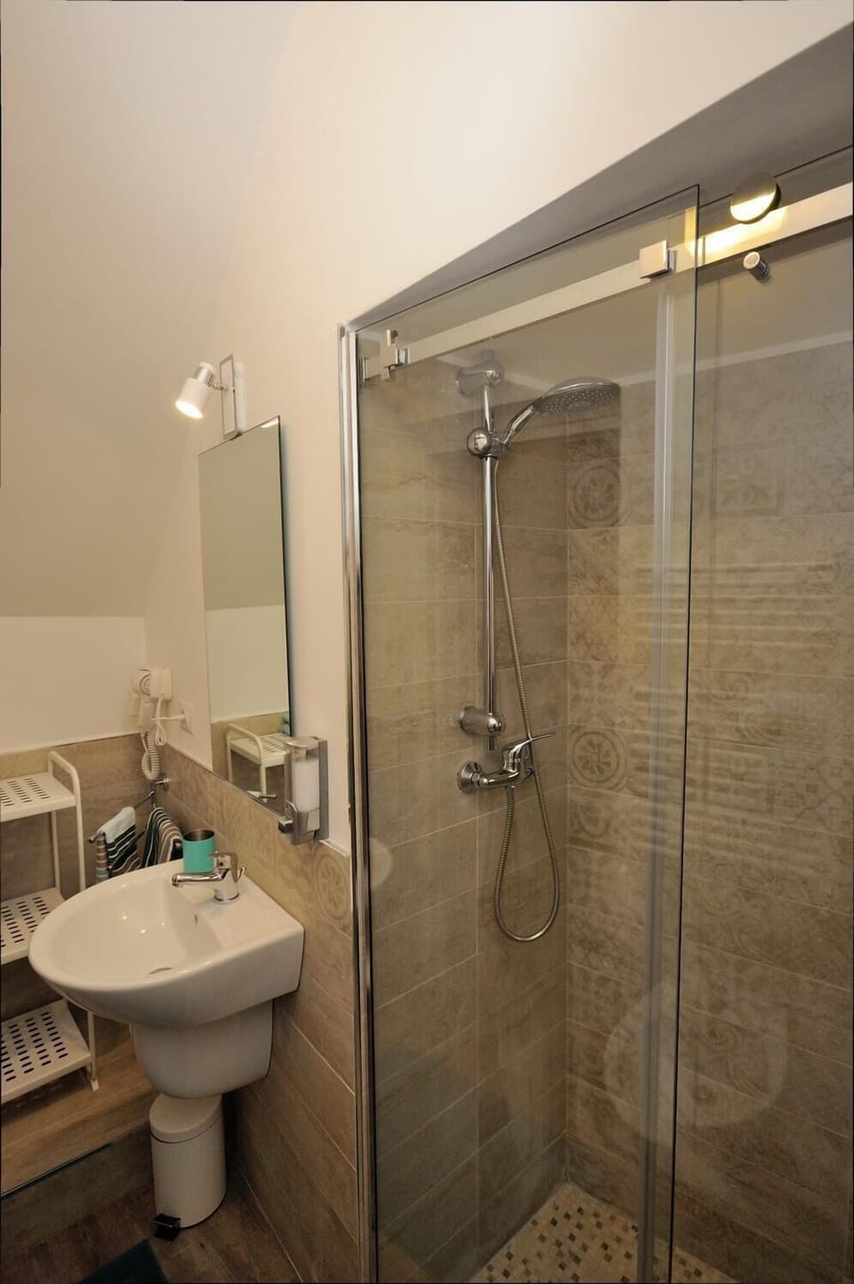 Shower, free toiletries, hair dryer, bathrobes