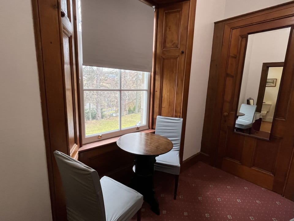 Classic Twin Room | Hypo-allergenic bedding, iron/ironing board, bed sheets