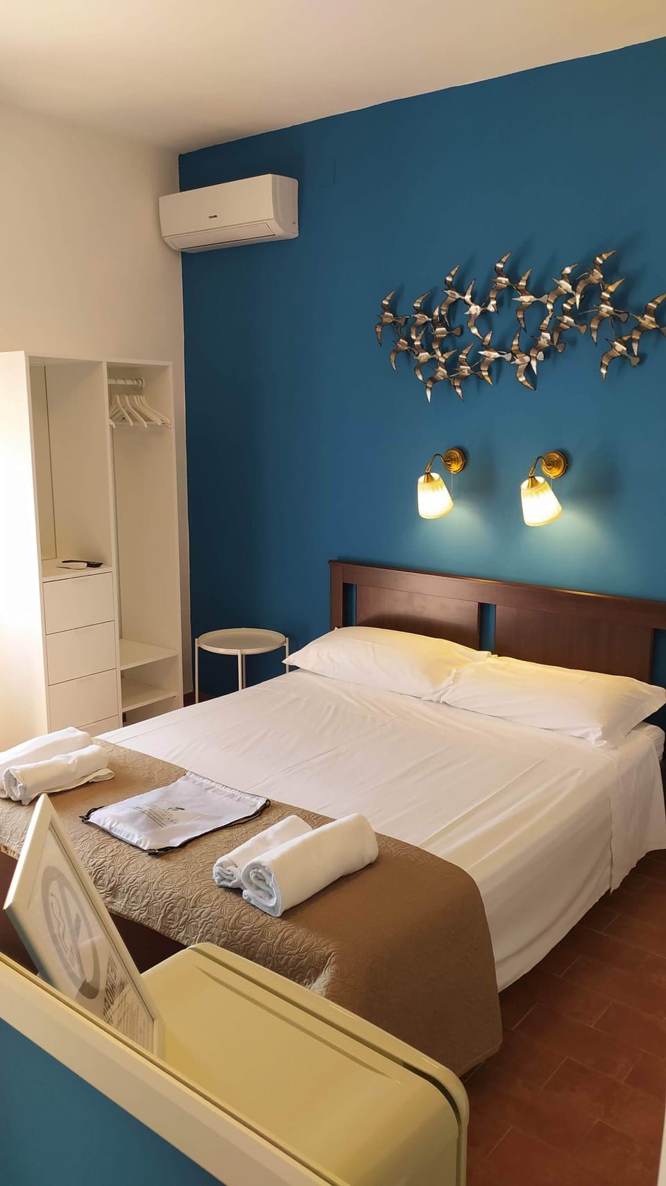 House, 1 Bedroom | Minibar, soundproofing, cribs/infant beds, free WiFi