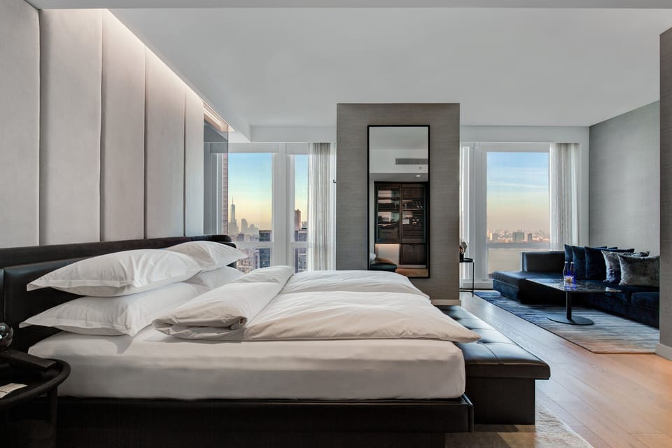 Premier Room, 1 King Bed (Skyline View) | Egyptian cotton sheets, premium bedding, down comforters, pillowtop beds