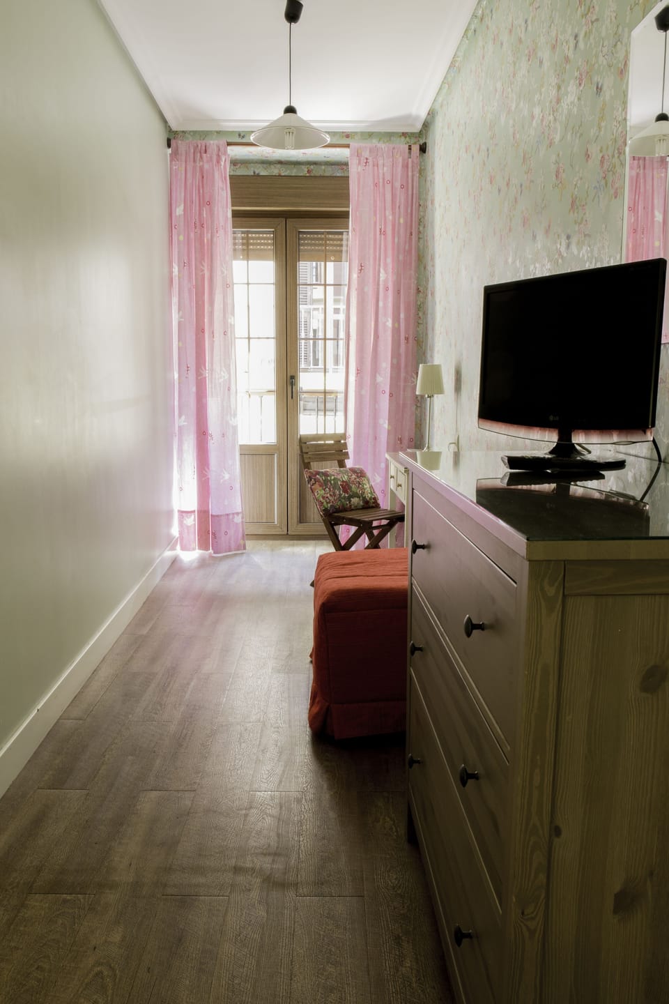 Double room, Exterior private bathroom (Extra bed) | Iron/ironing board, free WiFi, bed sheets