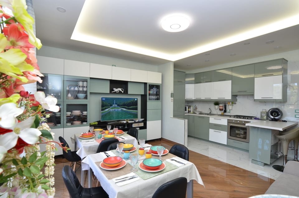 Deluxe Apartment, 2 Bedrooms, 2 Bathrooms | Private kitchenette | Shared fridge, microwave, coffee/tea maker, electric kettle
